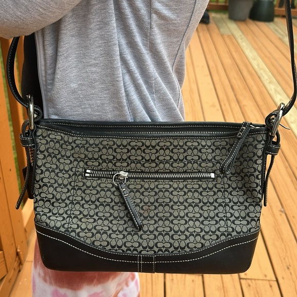 Coach F10945 Soho Hamptons Signature Mini Adjustable Shoulder Bag Black - Picture 11 of 16